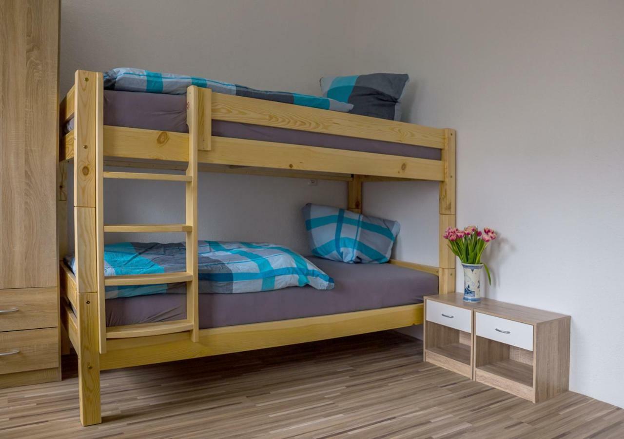 Boardinghouse Quickborn Vandrehjem Quickborn  Eksteriør billede