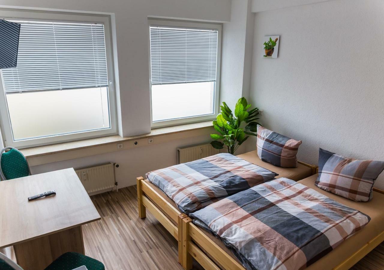 Boardinghouse Quickborn Vandrehjem Quickborn  Eksteriør billede